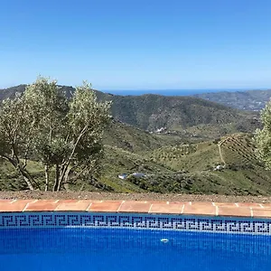 Holiday home Casa Soleada Holiday Fully Private, Canillas de Aceituno